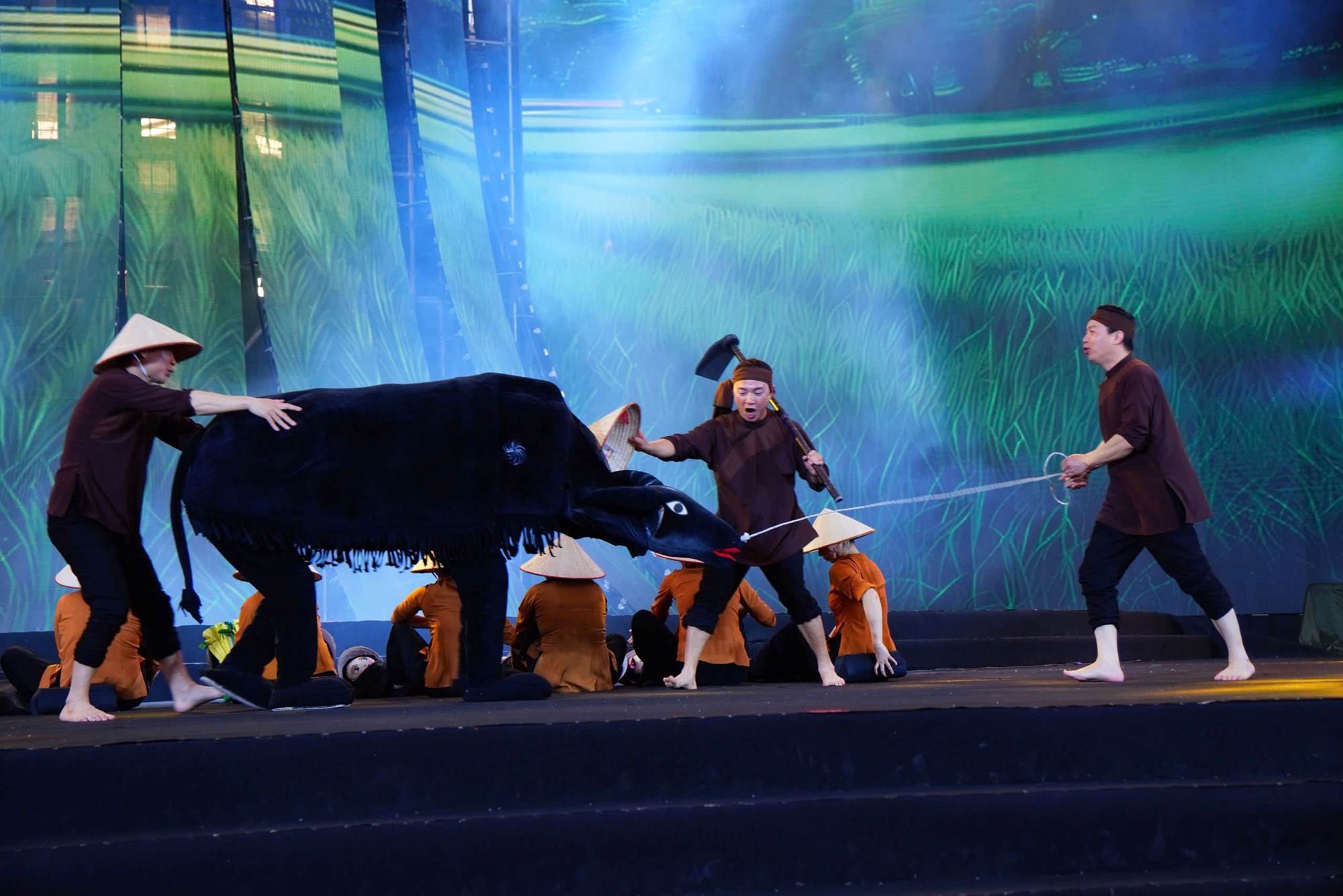 Khán giả hào hứng với nghệ thuật múa rối tại Hội chợ mùa Xuân 2026 - ảnh 5