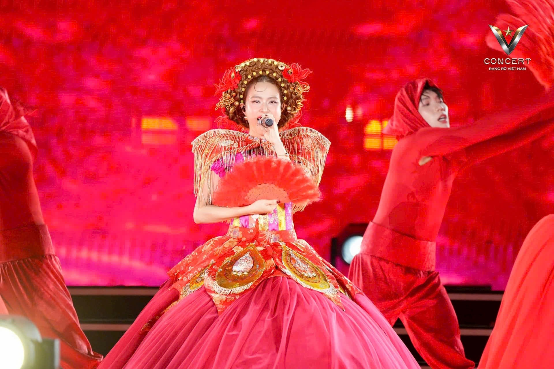  Bùng nổ với loạt hit nhạc Việt - ảnh 9