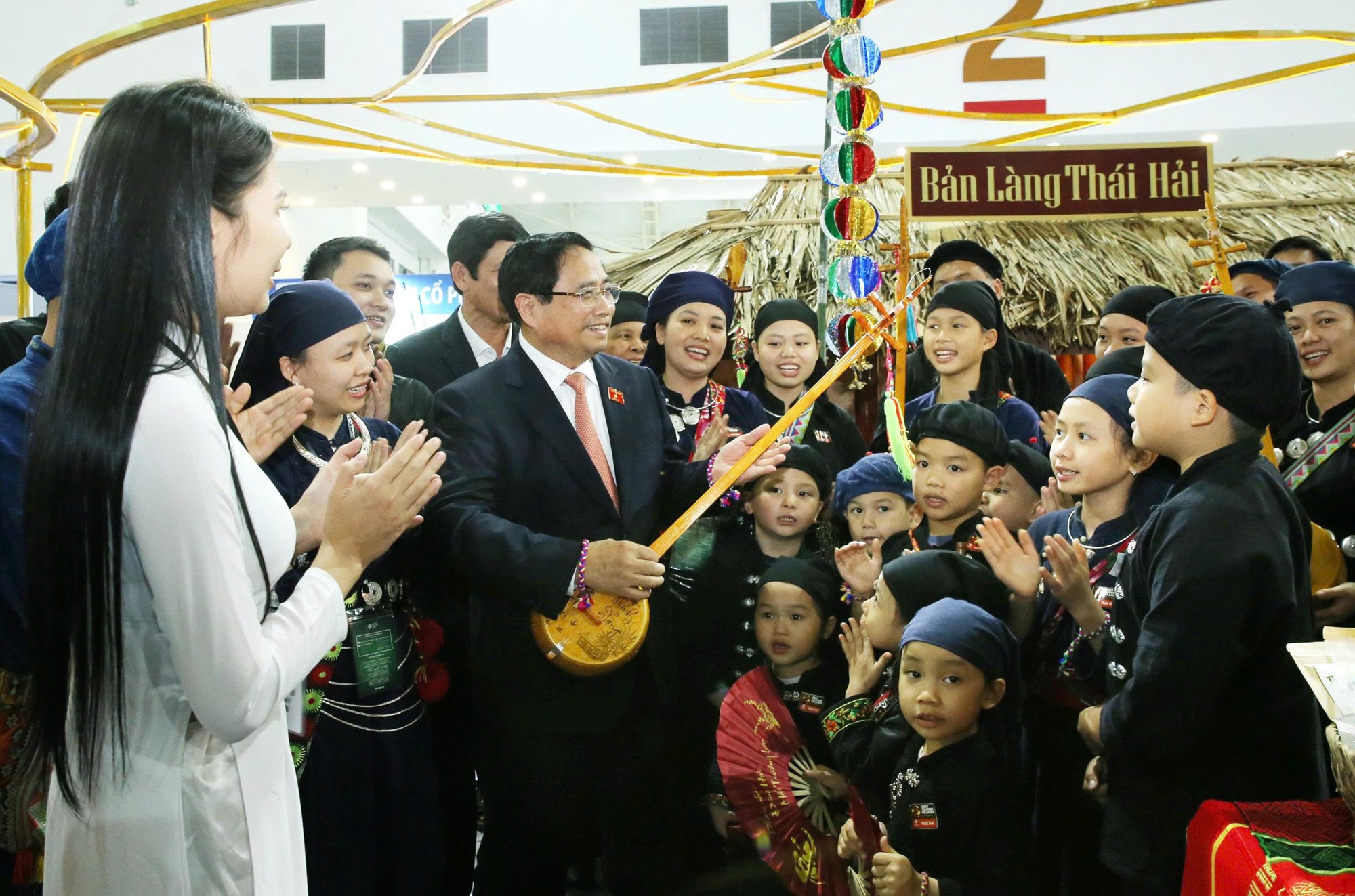 Thủ tướng Phạm Minh Chính kiểm tra tiến độ Hội chợ mùa Thu lần thứ I - 2025 - ảnh 5