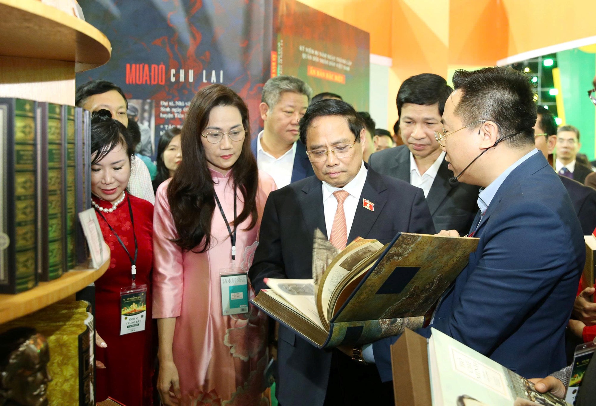 Thủ tướng Phạm Minh Chính kiểm tra tiến độ Hội chợ mùa Thu lần thứ I - 2025 - ảnh 11