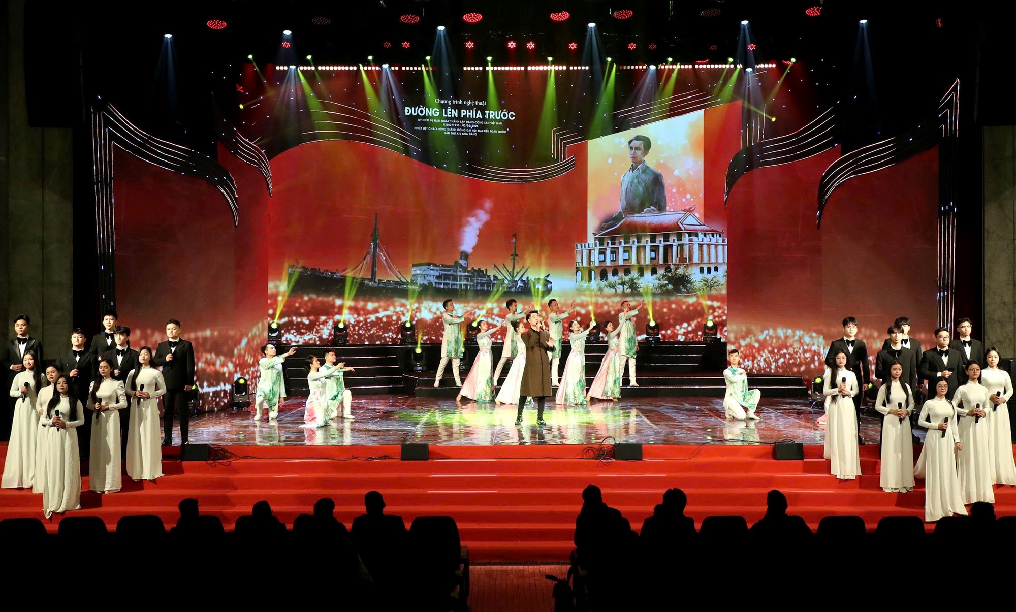 Sẵn sàng cho chương trình nghệ thuật đặc biệt “Đường lên phía trước“ - ảnh 6