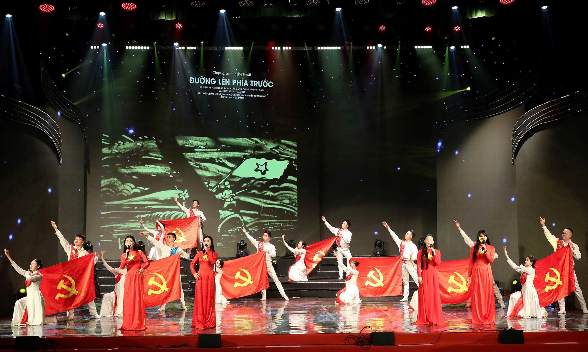 Sẵn sàng cho chương trình nghệ thuật đặc biệt “Đường lên phía trước“ - ảnh 3
