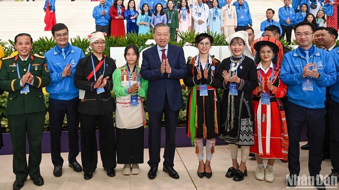 Kỳ 3: Xử lý hài hòa mối quan hệ giữa “xây” và “chống” - Ý nghĩa then chốt xây dựng, phát triển văn hoá trong kỷ nguyên mới - ảnh 3