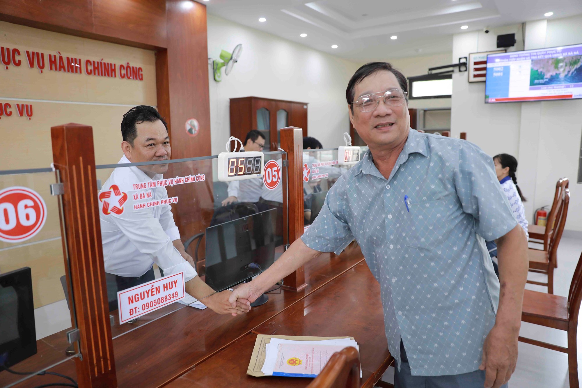 Ngày đầu vận hành chính quyền 2 cấp ở Đà Nẵng: Thông suốt, ổn định - ảnh 3