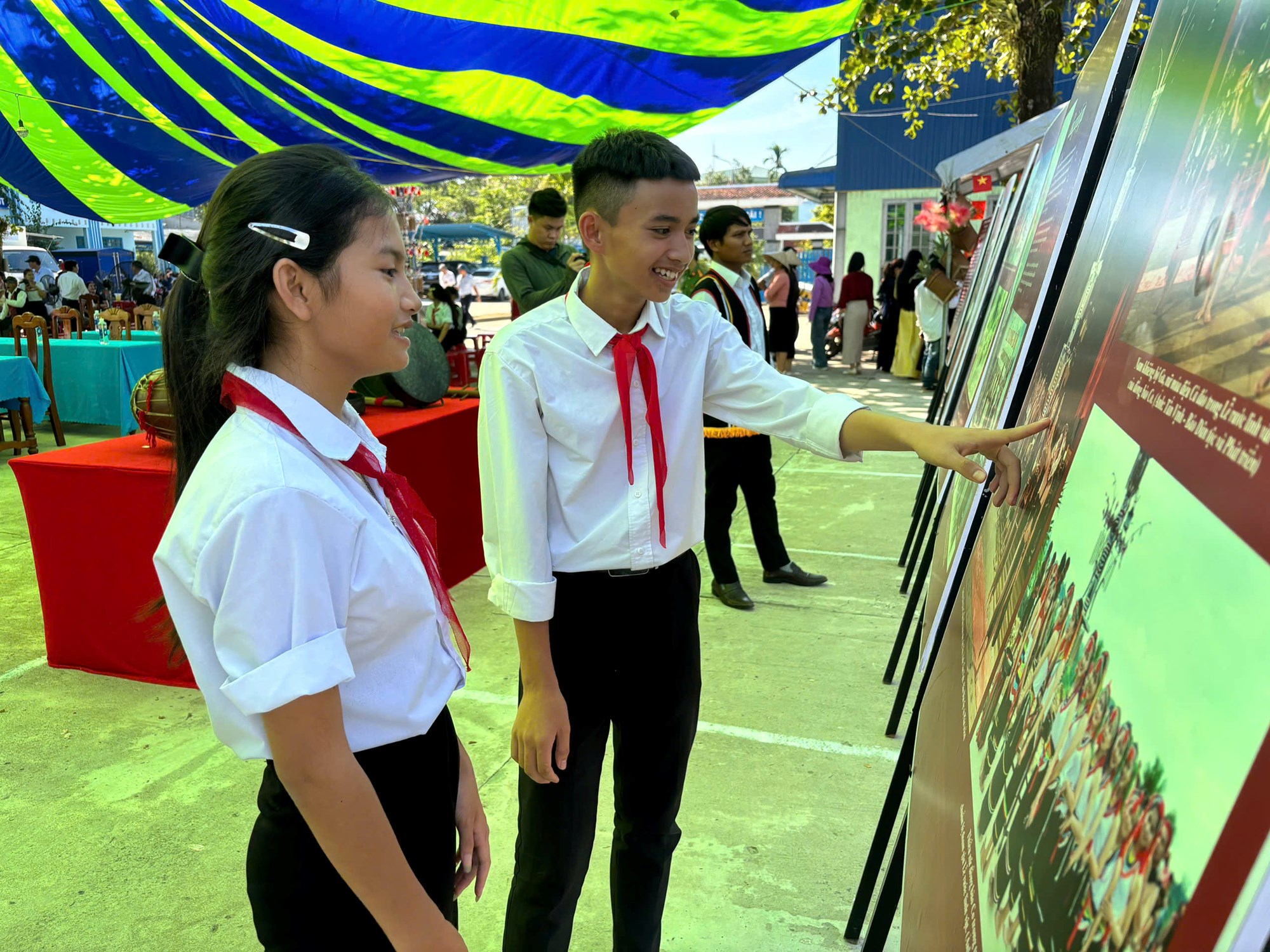 (Emagazine) Không gian văn hóa đồng bào Cor - Di sản sống giữa đại ngàn - ảnh 6