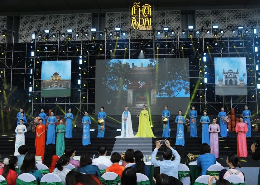 Đồng diễn áo dài “Phụ nữ Thủ đô - Hội nhập và phát triển” năm 2025 - ảnh 6