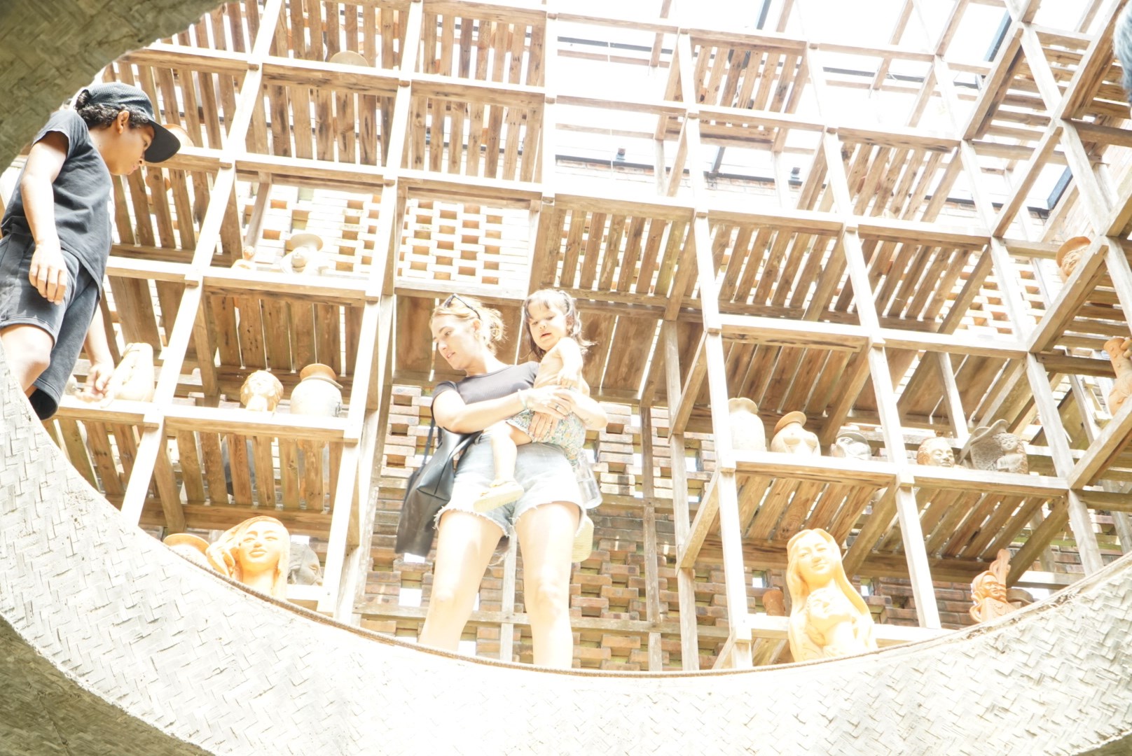 Khám phá xưởng đất nung được nhiều giải thưởng kiến trúc  - ảnh 14