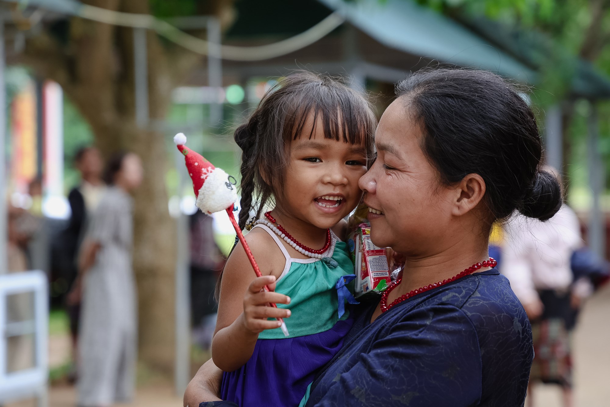 Niềm vui Trung thu của những đứa trẻ Ma Coong - ảnh 19
