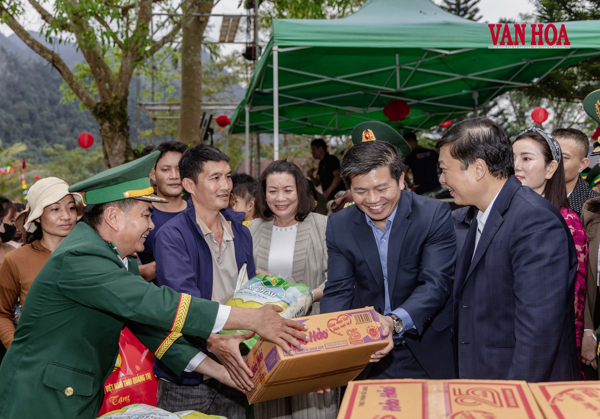 Quảng Trị: Xuân Biên phòng - Ấm lòng đồng bào Rục - ảnh 12