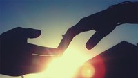 Lời nói đùa “để anh nuôi” và vết nứt không thể hàn gắn trong tình yêu