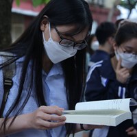 Mỗi thanh niên một cuốn sách làm bạn - Anh 2