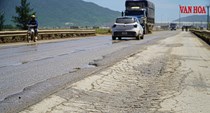 Nơm nớp di chuyển trên đường vào Khu kinh tế Vũng Áng
