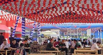 Ngập tràn đặc sản 3 miền tại Triển lãm Thành tựu đất nước