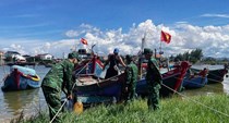 Biên phòng Quảng Trị căng mình giúp dân ứng phó bão số 5