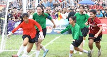 Những khoảnh khắc ấn tượng trận chung kết Giải bóng đá nữ các dân tộc thiểu số Việt Nam