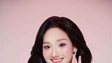 Á hậu Phương Thanh chạm ngõ điện ảnh ở tuổi 25