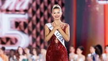Người đẹp Mỹ đăng quang Miss Cosmo 2025