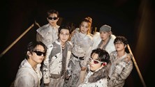BTS bị làm phiền tại khách sạn ở Peru, người hâm mộ lo ngại về an toàn
