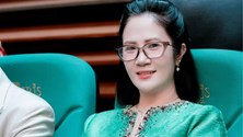 Nghệ sĩ cần học cách sống “chuẩn mực” ngay​ từ giảng đường
