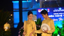 Đánh thức ký ức di sản qua tà áo dài tại Cung Nam Phương Hoàng hậu