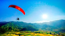 Bay dù lượn trên mùa vàng, chạy ultra trail giữa ruộng bậc thang Mù Cang Chải