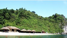 Quảng Ninh: Một bãi biển trong quần thể vịnh Hạ Long được vinh danh trong top bãi biển đẹp thế giới năm 2026