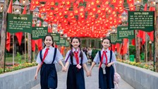 Ninh Bình đón trên 2,7 triệu lượt khách dịp giỗ Tổ và 30.4 – 1.5
