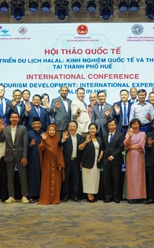 Tìm lời giải cho bài toán phát triển du lịch Halal tại Huế