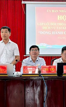 Đối thoại cùng hộ kinh doanh, hướng đến phát triển du lịch biển Châu Tân bền vững