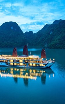  Du thuyền Hạ Long nằm trong những hành trình khiến thế giới phải mơ ước