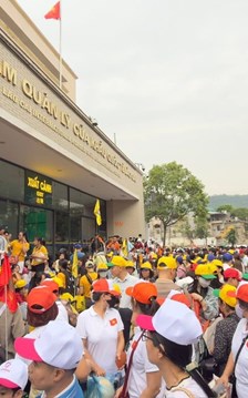 Không được lợi dụng hoạt động du lịch để đưa người ra nước ngoài trái phép