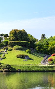 Thăm Korakuen - một trong ba khu vườn đẹp nhất Nhật Bản