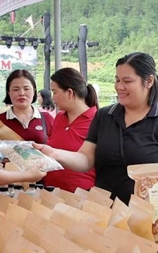 Lễ hội Cốm Tú Lệ mở rộng cơ hội phát triển sản phẩm gắn với du lịch
