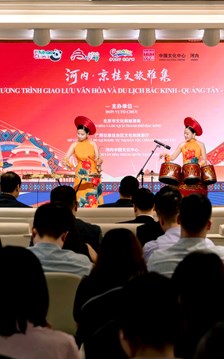Mở dòng khách từ kết nối Hà Nội - Bắc Kinh - Quảng Tây