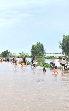 Về Đồng Tháp trải nghiệm mùa nước nổi với “Hồng Ngự - Sắc nước vùng biên”