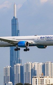 Điểm tin du lịch ngày 2.4: Hàng không và đường sắt tăng chuyến dịp lễ