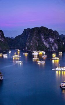 Vịnh Hạ Long biểu tượng du lịch hàng đầu của Việt Nam trên bản đồ du lịch thế giới