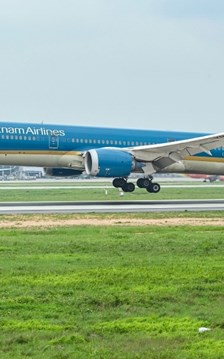 Cao điểm 30.4 - 1.5: Hàng loạt đường bay du lịch “cháy vé“