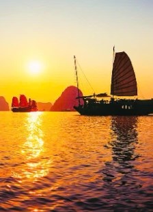 Quảng Ninh tăng cường giải pháp bảo đảm an toàn du lịch biển, đảo