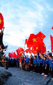 Quảng Ninh: Quyết tâm dồn lực cho du lịch cao điểm mùa Thu – Đông