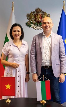 Thúc đẩy hợp tác du lịch với Bulgaria 