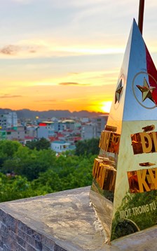 Ninh Bình: Điểm check-in siêu “hot” ngắm toàn cảnh Phố cổ Hoa Lư