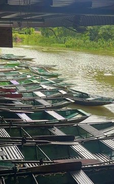 Ninh Bình: Tạm dừng nhiều tuyến tham quan do mưa lũ
