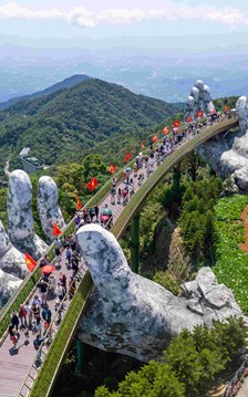 Điểm danh những điểm đến hot nhất trong 2 kỳ nghỉ lễ kéo dài 7 ngày