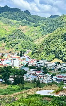 Chinh phục đại ngàn và khám phá văn hóa trên cung đường Hà Giang Loop