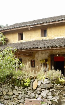 Lũng Cú kín phòng lưu trú trước ngày hội hoa tam giác mạch