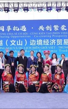 Tăng cường hợp tác phát triển du lịch giữa Tuyên Quang và Văn Sơn, Trung Quốc