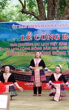 Lai Châu xây dựng môi trường du lịch cộng đồng không khói thuốc lá