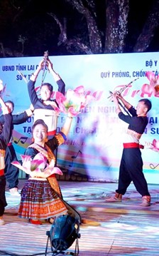 Sin Suối Hồ hướng tới mô hình bản du lịch không khói thuốc lá