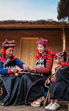 Vui Tết Độc lập ở cực Tây với hành trình chinh phục A Pa Chải